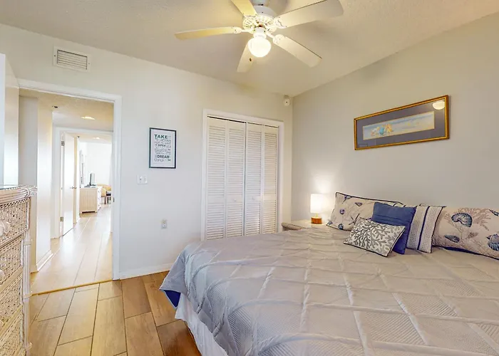 Tropical Winds 503 Apartment *